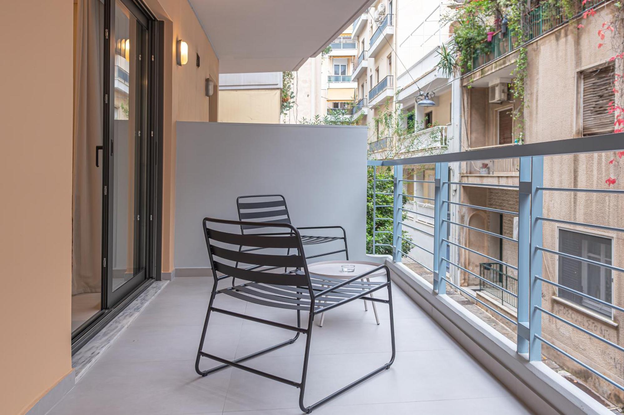 Phaedrus Living: Luxury Modern City Flat Koukaki Athens Exterior photo